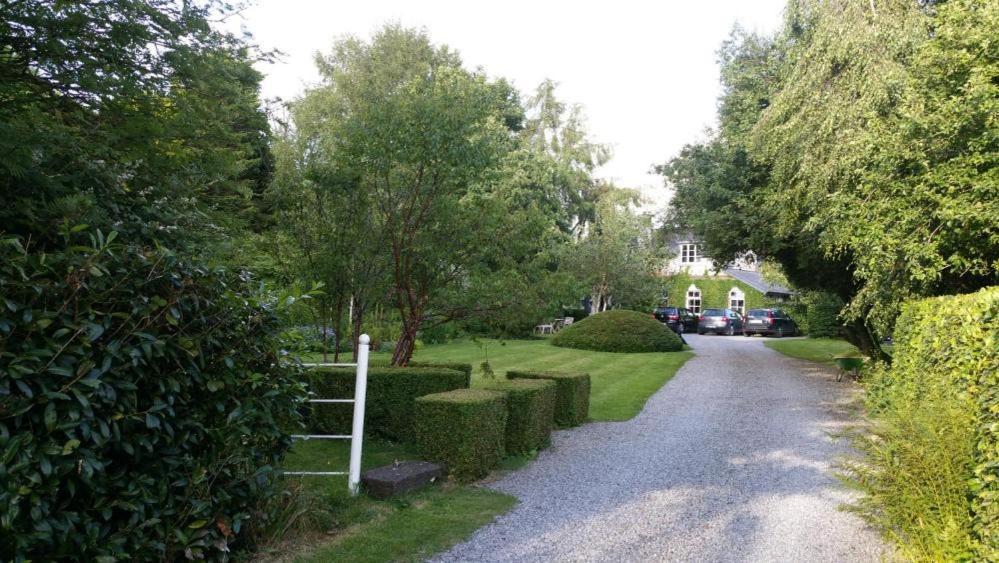 The Old Goathouse Hotel Kildare Exterior foto